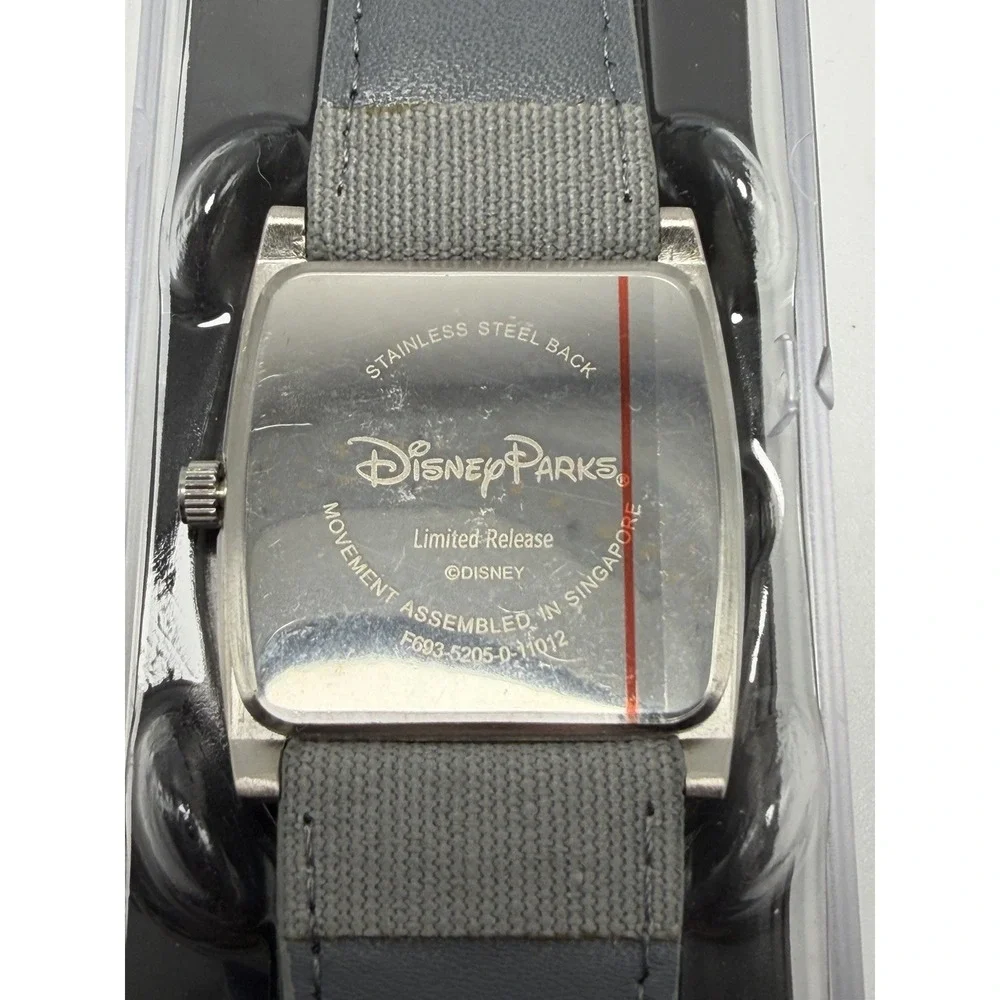 Disney Parks Limited Release New Battery NIB Mickey Mouse Watch 35MM 8